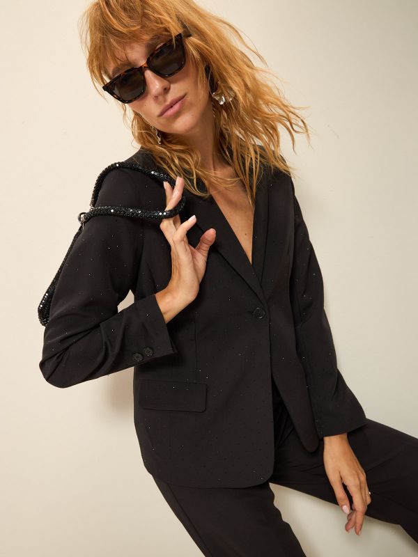 ז’קט מחוייט עם פייטים